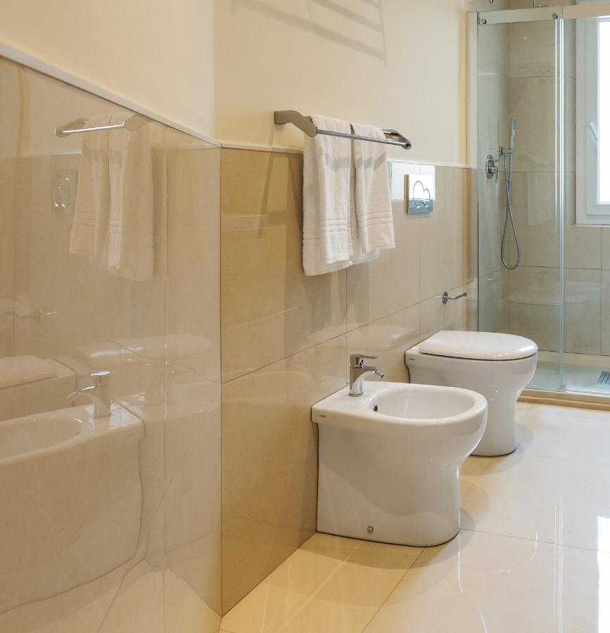 Cinque Terre The Arcade Apartment - Two Bathrooms ลาสเปเซีย ภายนอก รูปภาพ